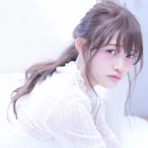 透过完美刘海让女子力up营造可爱感日系发型介绍