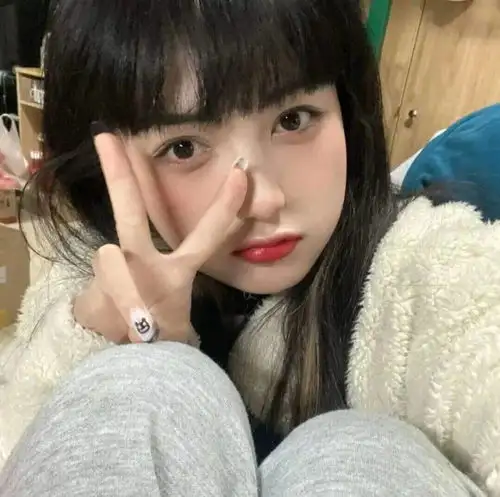 招桃花温柔小众真人女生头像316